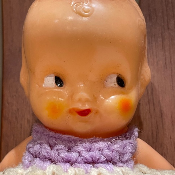 Vintage 50's Hard Plastic Irwin 6" Kewpie Doll - Picture 3 of 7